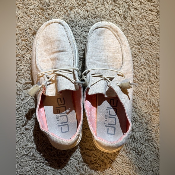 Hey Dude Light Tan Loafers - Picture 1 of 3